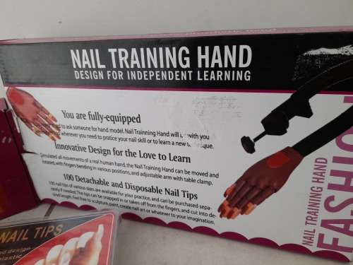 **SPRING SALE**COMBO DEAL***BRAND NEW NAIL TRAINING HAND, SALON 500PC NAIL TIPS, MANICURE MACHINE***