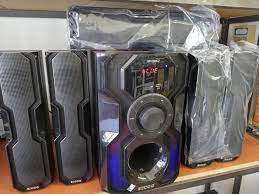 *MONTH END DEAL*AWESOME SOUND SYSTEM***BRAND NEW ECCO 5.1 OMETHEATRE SYSTEM WITH LIGHTS** IN BOX**