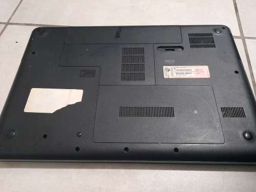 **LIQUIDATION STOCK***2x LAPTOPS* HP COMPAQ AND ACER ASPIRE**SOLD AS IS***