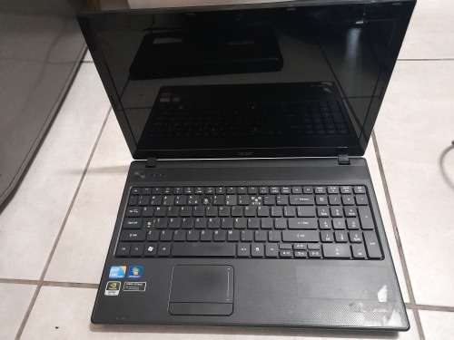 **LIQUIDATION STOCK***2x LAPTOPS* HP COMPAQ AND ACER ASPIRE**SOLD AS IS***