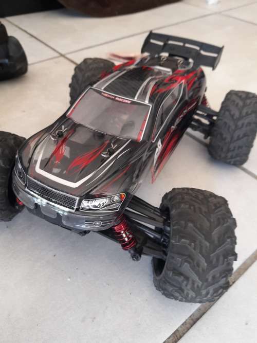 ***TEVO NEXX FURY RADIO CONTROLL CAR WITH REMOTE**FAST, QUALITY***OVER R2000 IN STORE***