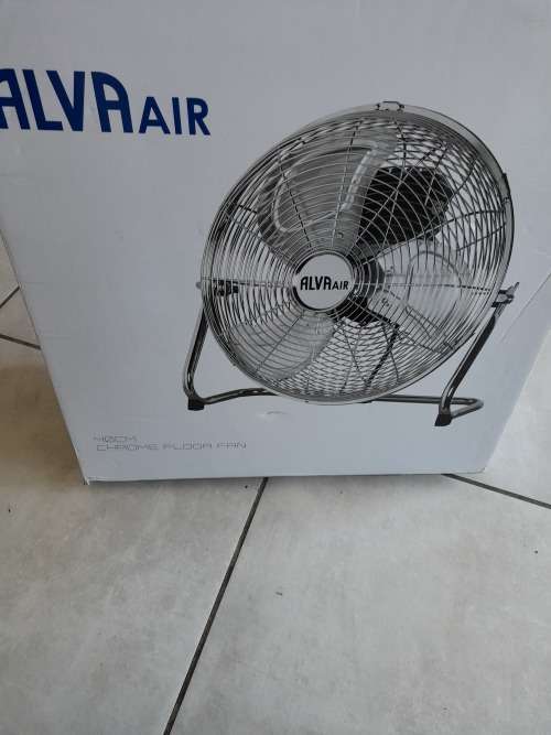 *CHRISTMAS IS COMING*SUMMER ON WAY*BRAND NEW ALVA STAINLESS STEEL FLOOR FAN, 3 SPEED*HEAVY DUTY**