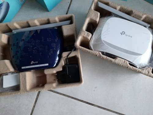 *CRAZY COMBO DEAL*BULK LOT OF NEW ROUTERS,4G ROUTER WITH SOM SLOT,RANGE EXTENDERS *OVER R3000 VALUE*