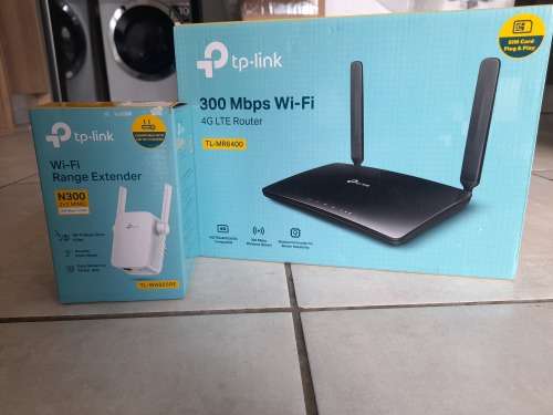 **COMBO DEAL**TP-LINK 4G SIM/WIFI ROUTER +TP-LINK WIFI RANGE EXTENDER*R99 FRIEGHT***