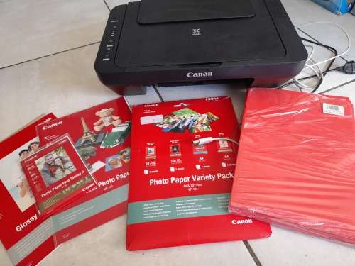 **YOUR CHRISTMAS PRESENT*DEMO CANON MG2540S WITH PHOTO PRINT PAPER, 250 RED SHEETS,*INK NEED REFIL*