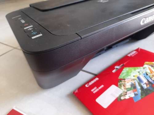 **YOUR CHRISTMAS PRESENT*DEMO CANON MG2540S WITH PHOTO PRINT PAPER, 250 RED SHEETS,*INK NEED REFIL*