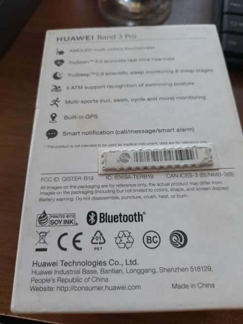 ***WOW**HUAWEI BAND 3 PRO SMART WATCH IN BOX WITH CHARGER ETC**GOLD/CREAM COLOUR**R99 FREIGHT*