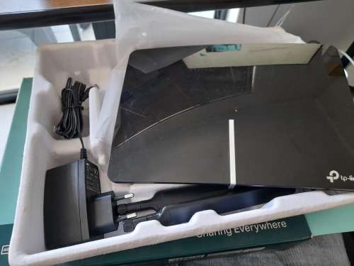**COMBO DEAL**TP-LINK 4G+ AC1200 SIM/WIFI DUALBAND ROUTER +TP-LINK WIFI RANGE EXTENDER*R3000 VALUE*