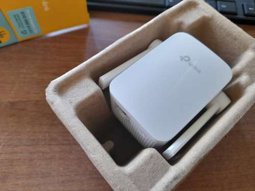 **COMBO DEAL**TP-LINK 4G+ AC1200 SIM/WIFI DUALBAND ROUTER +TP-LINK WIFI RANGE EXTENDER*R3000 VALUE*