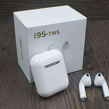 * STOCK CLEARANCE**BULK LOT OF 7 BLUETOOTH AIR BUDS, IN BOX WITH POWE SUPPLY**UNTESTED*R99 FREIGHT**