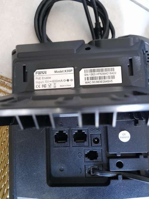 *LIQUIDATION STOCK**LOT OF 3 X FANVIL VOIP PHONES WITH POWER SUPPLY AND CABLES**ONE IS R3500 NEW**