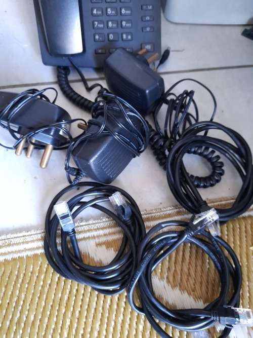 *LIQUIDATION STOCK**LOT OF 3 X FANVIL VOIP PHONES WITH POWER SUPPLY AND CABLES**ONE IS R3500 NEW**
