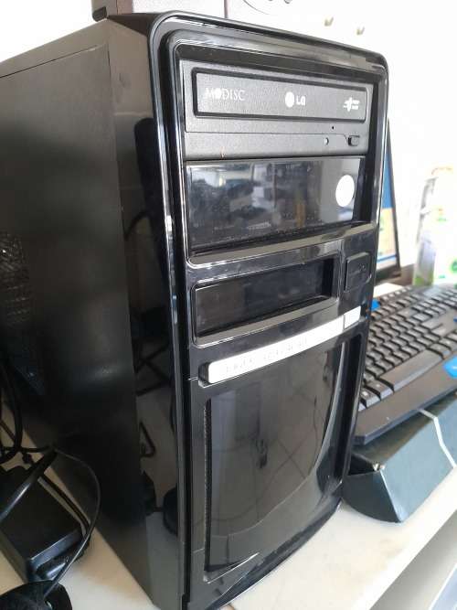 *CRAZY CHRISTMAS DEAL*I3 COMPLETE PC WITH NEW WIRELESS KEYBOARD/MOUSE,WEBCAM, SPEAKERS ETC**