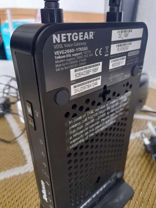* STOCK CLEARANCE**BULK LOT OF UPS,ROUTERS,3G ROUTERS, RANGE EXTENDER,CD RADIO ETC**