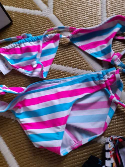 *FREE FREIGHT CHRISTMAS DEAL**BULK LOT OF NEW KIDS AND TEEN BIKINI SETS*OVER R3000 VALUE**