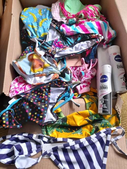 *FREE FREIGHT CHRISTMAS DEAL**BULK LOT OF NEW KIDS AND TEEN BIKINI SETS*OVER R3000 VALUE**