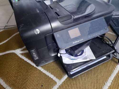 *STOCK CLEARANCE**BULK LOT OF ELECTRONICS*PRINTER,LAPTOP,SCREEN,PHONES,KEYBOARDS ETC*FAULTY/UNTESTED