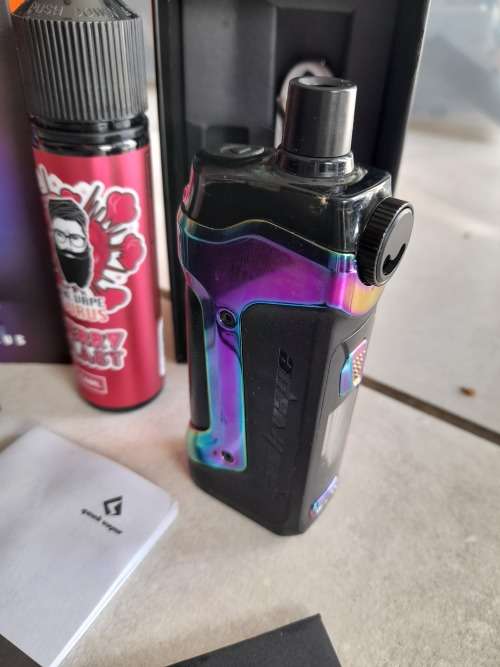 *NEW YEARS SPECIAL**GEEK VAPE AEGIS BOOST PLUS, USED A FEW TIMES IN BOX WITH CHARGER AND ONE LIQUID*