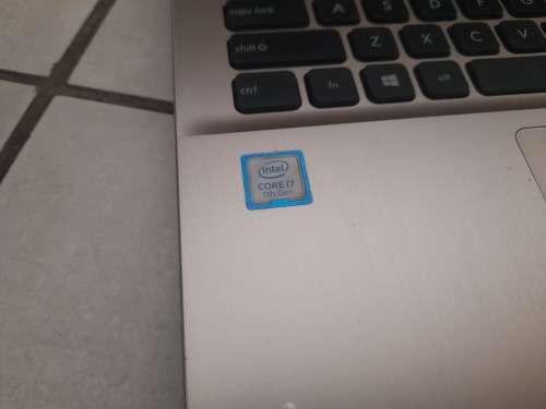 **LIQUIDATION STOCK**i7 ASUS X541*NO POWER, NO CHARGER*VALUE R10 000 NEW**SOLD AS IS**