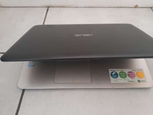 **LIQUIDATION STOCK**i7 ASUS X541*NO POWER, NO CHARGER*VALUE R10 000 NEW**SOLD AS IS**