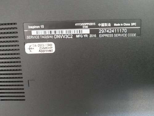 *DELL INSPIRON 15 LAPTOP*LOOKS LIKE NEW WITH CHARGER*POWERS ON ,BLANK SCREEN*