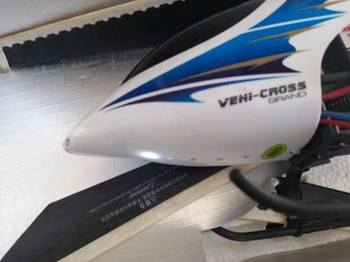 **LIQUIDATION STOCK**HUANQI REMOTE CONTROLLED HELICOPTER IN BOX*NOT TESTED
