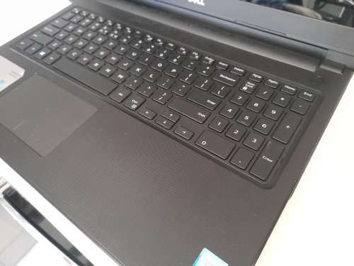 *i3 DELL INSPIRON 15 3000 LAPTOP*LOOKS LIKE NEW IN BOX,CHARGER*POWERS ON ,BLANK SCREEN*