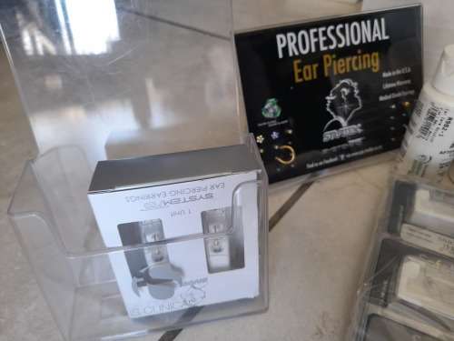 *LIQUIDATION*COMPLETE STUDEX BODY PIERCING BUSINESS*PIERCING GUNS,STUDS,IMDEMNITY FORMS,ETC ETC**