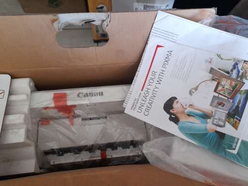 *LIQUIDATION STOCK*lLOT OF 2 X CANON PIXMA MG2440, NEW BUT BEEN IN STORAGE*NO INK*ONE BID FOR BOTH*
