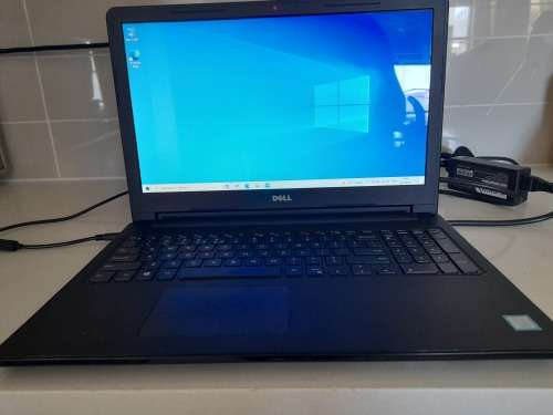 **WOW**i5 DELL INSPIRON 15  *1TB HDD, I5(7TH GEN),4GB RAM WINDOWS 10,EXCELLENT CONDITION*R12000 NEW