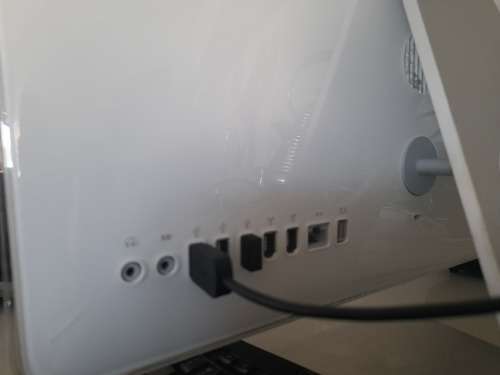 **LIQUIDATION STOCK***APPLE  IMAC A1208 ALL IN 1 PC**WORKING, LINES ON SCREEN AS PER PICS***