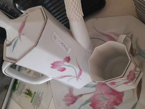 **POSSIBLE HIGH VALUE CHINA*CLASSIC COLLECTION AMC 32 PC TEA SET**PERFECT CONDITION***