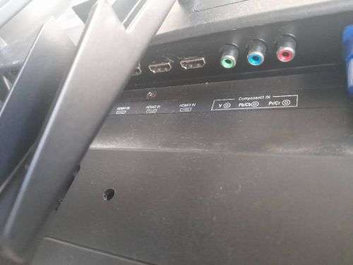 *HOTEL LIQUIDATION*AIM 32 INCH Full HD LED TV,NO FEET*COMES WITH WALL BRACKET AND REMOTE*