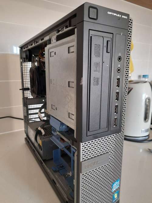 *i7 DELL OPTIPLEX 990, 8GB RAM**FREE SCREEN,KEYBOARD,MOUSE*POWER ON AND SHUTSDOWN*R6500 RETAIL**