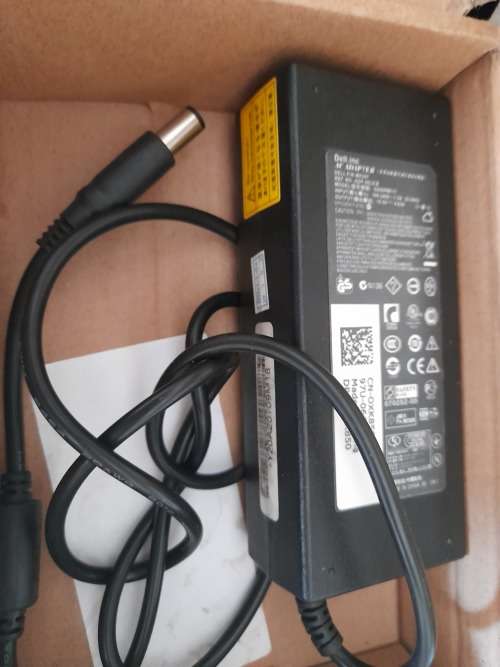 *LOT OF 3 X ORIGINAL LAPTOP CHARGERS**LENOVO**DELL**HP**IN BOX**ONE BID FOR ALL 3**
