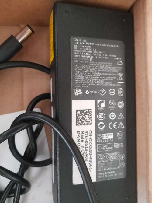 *LOT OF 3 X ORIGINAL LAPTOP CHARGERS**LENOVO**DELL**HP**IN BOX**ONE BID FOR ALL 3**
