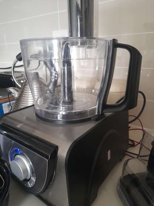 *MONTH END MADNESS*DEMO HOMECHOICE ENZO FOOD PROCESSOR AND BLENDER WITH MANY ACCESSORIES*R2999