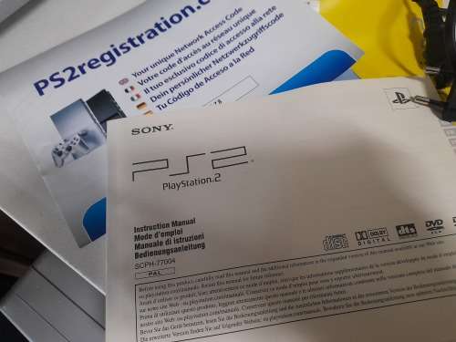 **SONY PS2 BULK COMBO DEAL**PS2 IN BOX WITH 6 GAMES, 2 CONTROLLERS,MICS,GUN,CAMERA EYE ETC***