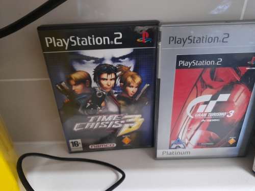 **SONY PS2 BULK COMBO DEAL**PS2 IN BOX WITH 6 GAMES, 2 CONTROLLERS,MICS,GUN,CAMERA EYE ETC***