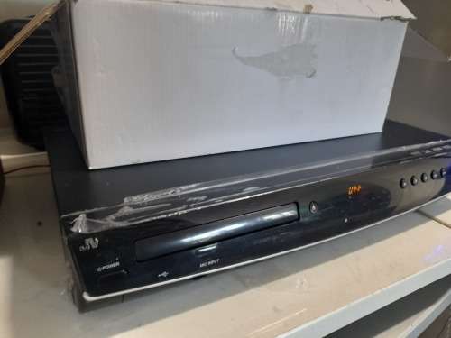**DEMO JVC TN-N757B 5.1 HDMI HOME THEATRE SYSTEM WITH REMOTE**R2500 RETAIL**