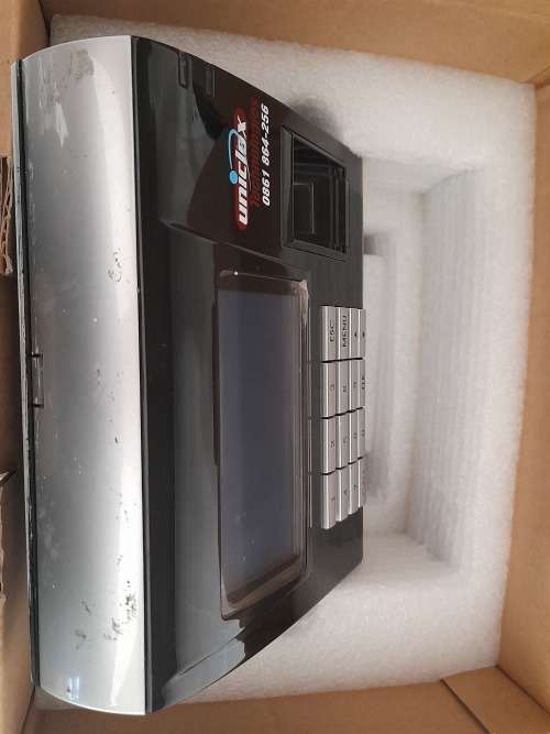 **CALL CENTRE LIQUIDATION*UNICLOX T105 BIOMETRIC ATTENDANCE REGISTER IN BOX WITH DISKS*R4700 RETAIL
