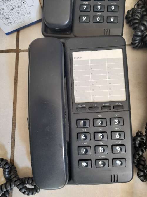 *CALLCENTRE LIQUIDATION*BULK LOT OF CALLCENTRE PHONES 15 X PHONES**ONE BID FOR ALL 15
