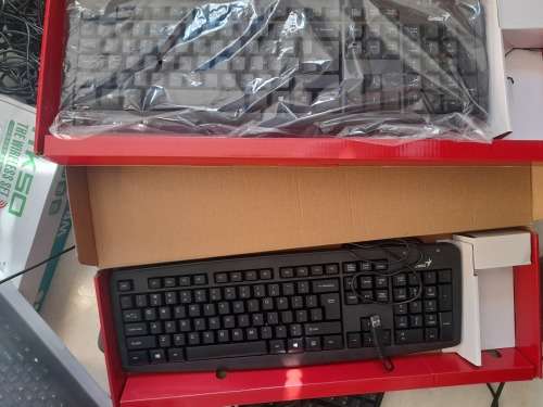 *CALLCENTRE LIQUIDATION*BULK LOT OF KEYBOARDS, MOUSE,BLANK DISKS**ONE BID FOR THE LOT*