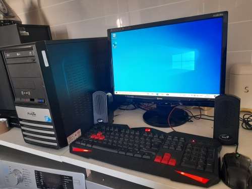 *DESKTOP PC SET UP*PROLINE TOWER WITH PVIEW 19INCH SCREEN, GAMING KEYBOARD/MOUSE, SPEAKERS ETC**