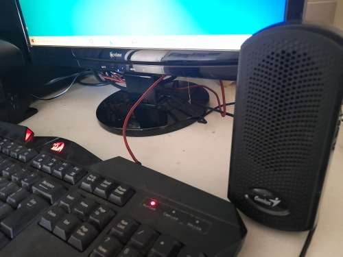 *DESKTOP PC SET UP*PROLINE TOWER WITH PVIEW 19INCH SCREEN, GAMING KEYBOARD/MOUSE, SPEAKERS ETC**