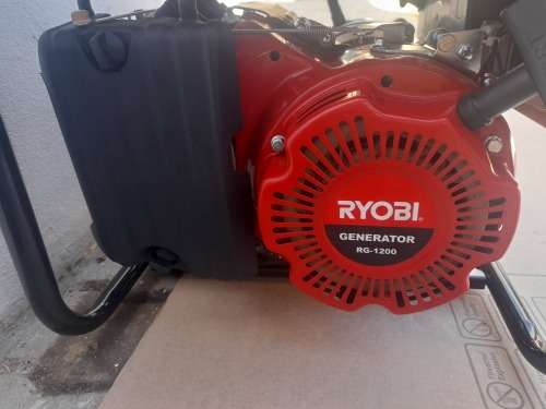 *ONCE OFF OFFER*DEMO RYOBI RG-1200 1.2KVA 4 STROKE GENERATOR IN B0X*WORKS**R4500 RETAIL**
