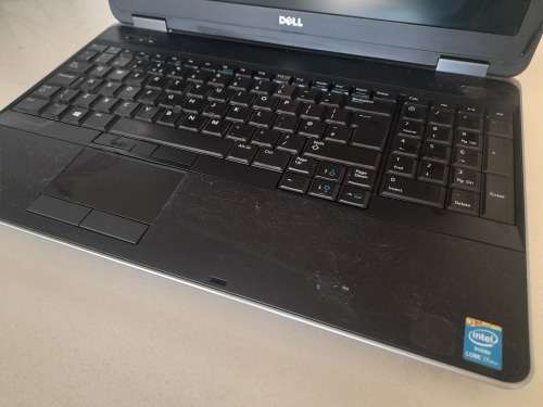 *LIQUIDATION*I7 DELL LATITUDE E6540, 4GB RAM, 500GB HDD,WAS WORKING NOW NOT*SELLS FOR R7000 REFIRB