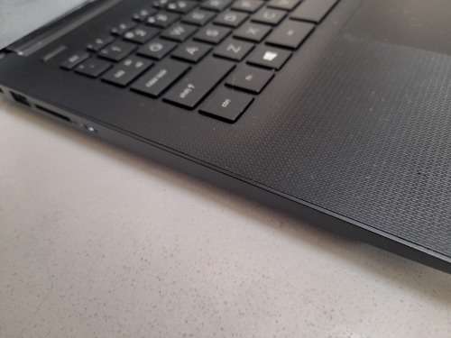 *MONTH END MADNESS**HP 14-CM0099NI LAPTOP*CRACKED SCREEN,REST OF LAPTOP LIKE NEW*R4000 NEW IN STORE
