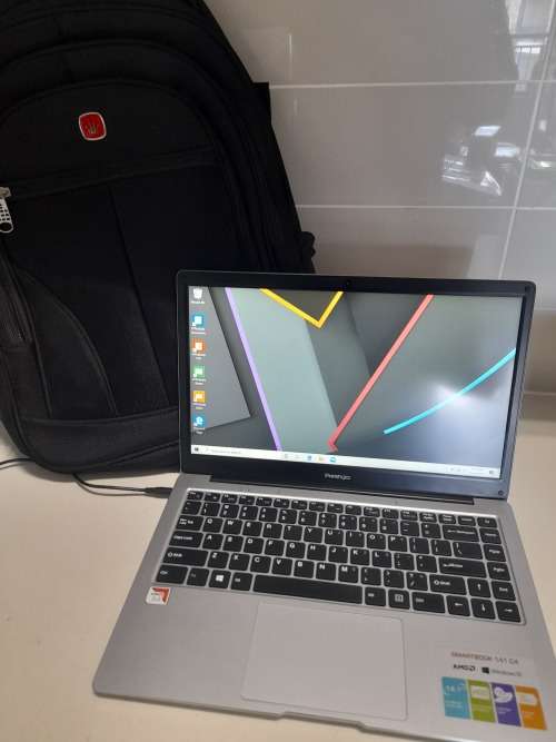 *MAY MADNESS DEALS**DEMO PRESTIGIO 141 C4 .AMD A4, LAPTOP *FREE TOP QUALITY KINGS BAG INCL****