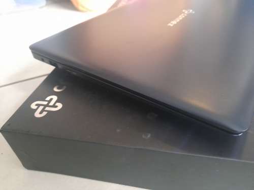 *HUGE SALE* CONNEX SLIMBOOK 2 LAPTOP*SCREEN CRACKED BUT STILL TURNS ON*IN BOX*